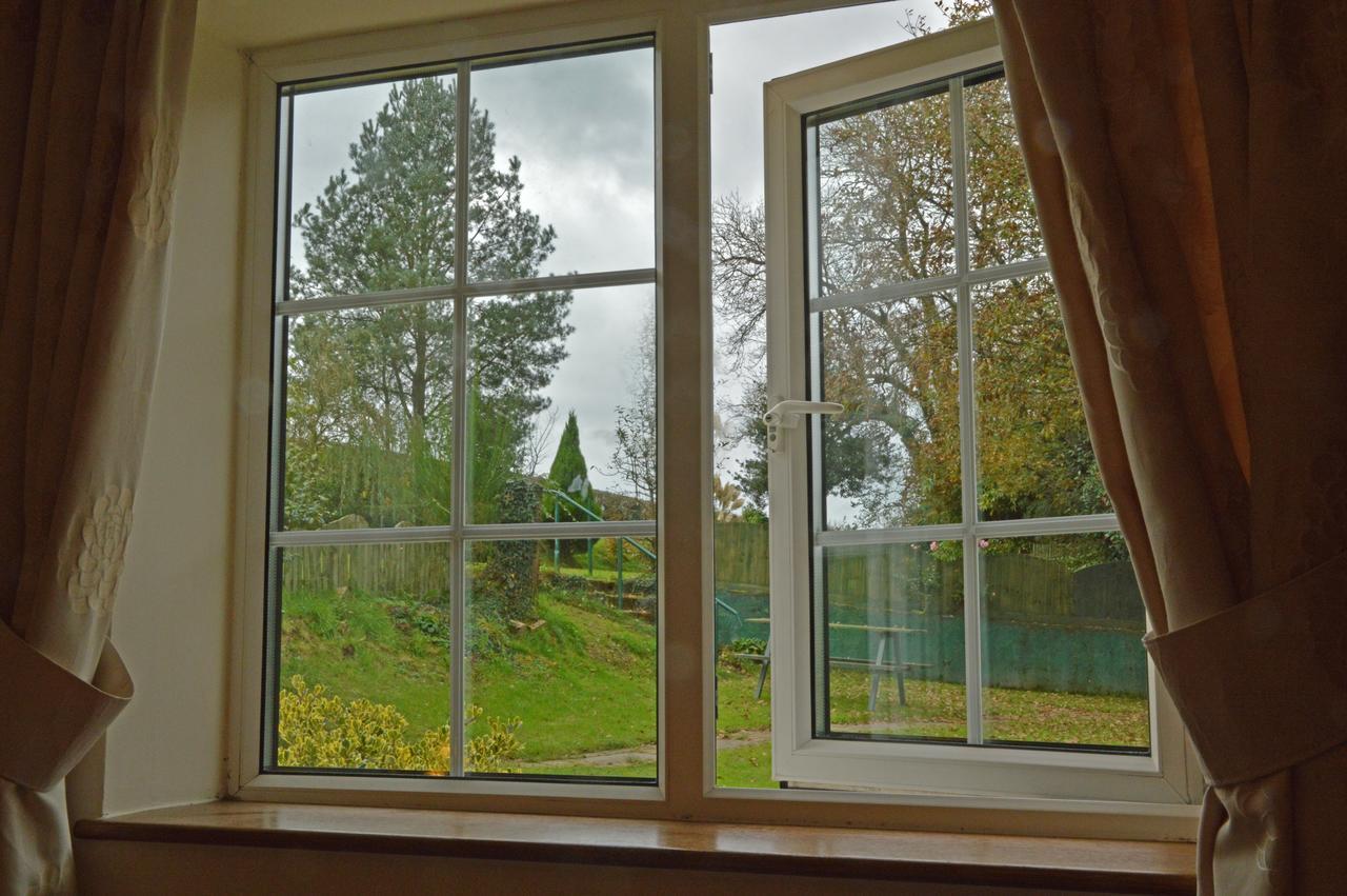 Bryn Hebog Panzió Carmarthen Kültér fotó