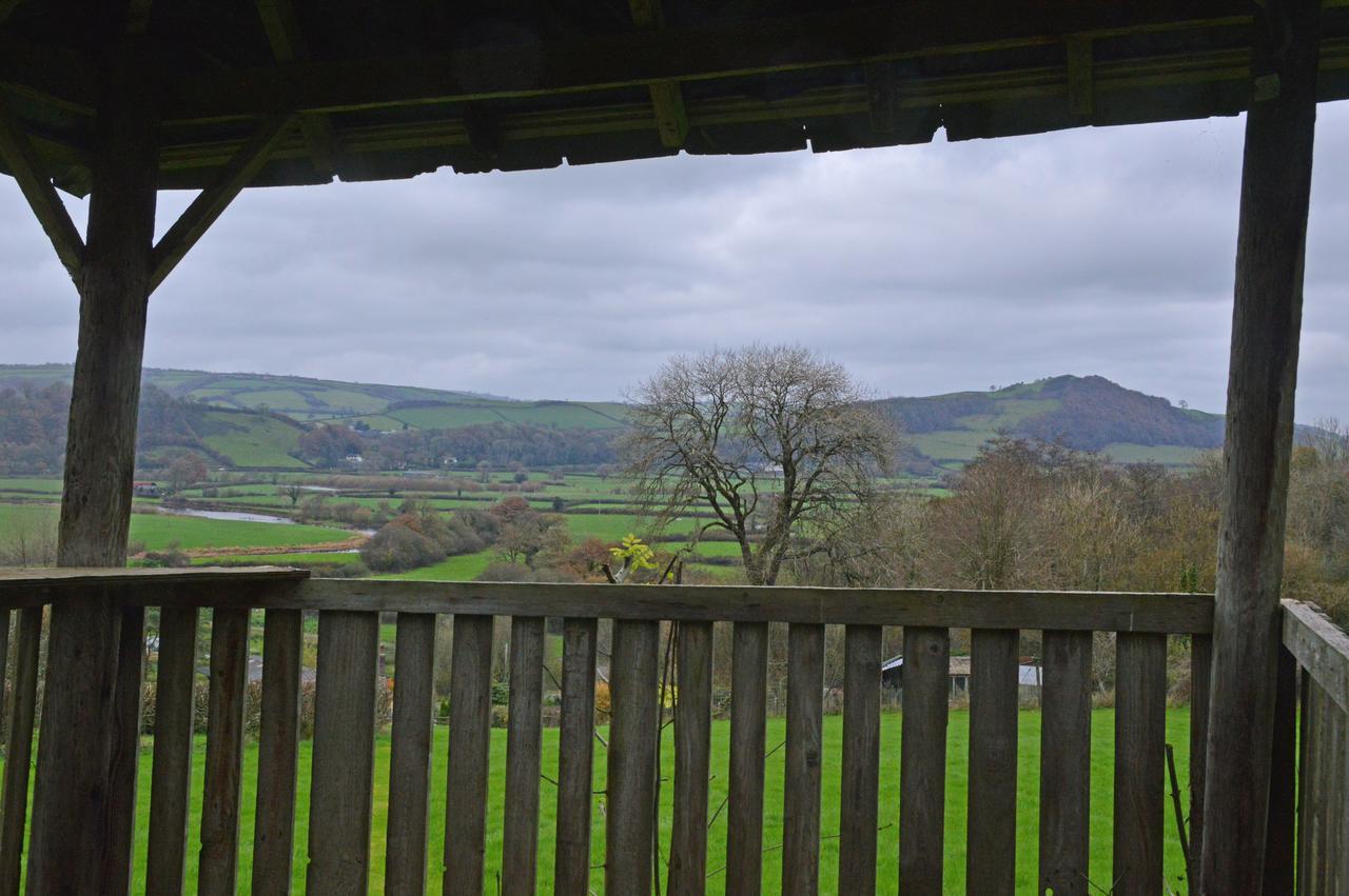 Bryn Hebog Panzió Carmarthen Kültér fotó